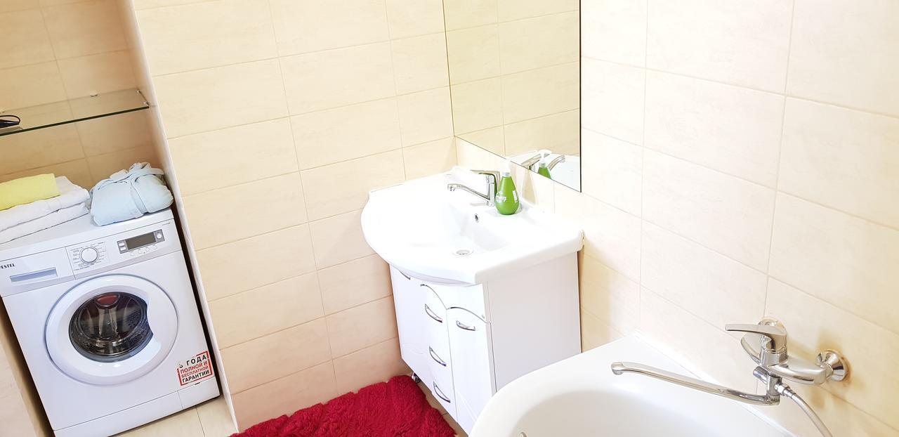 أستانا Apartment Lazurniy المظهر الخارجي الصورة